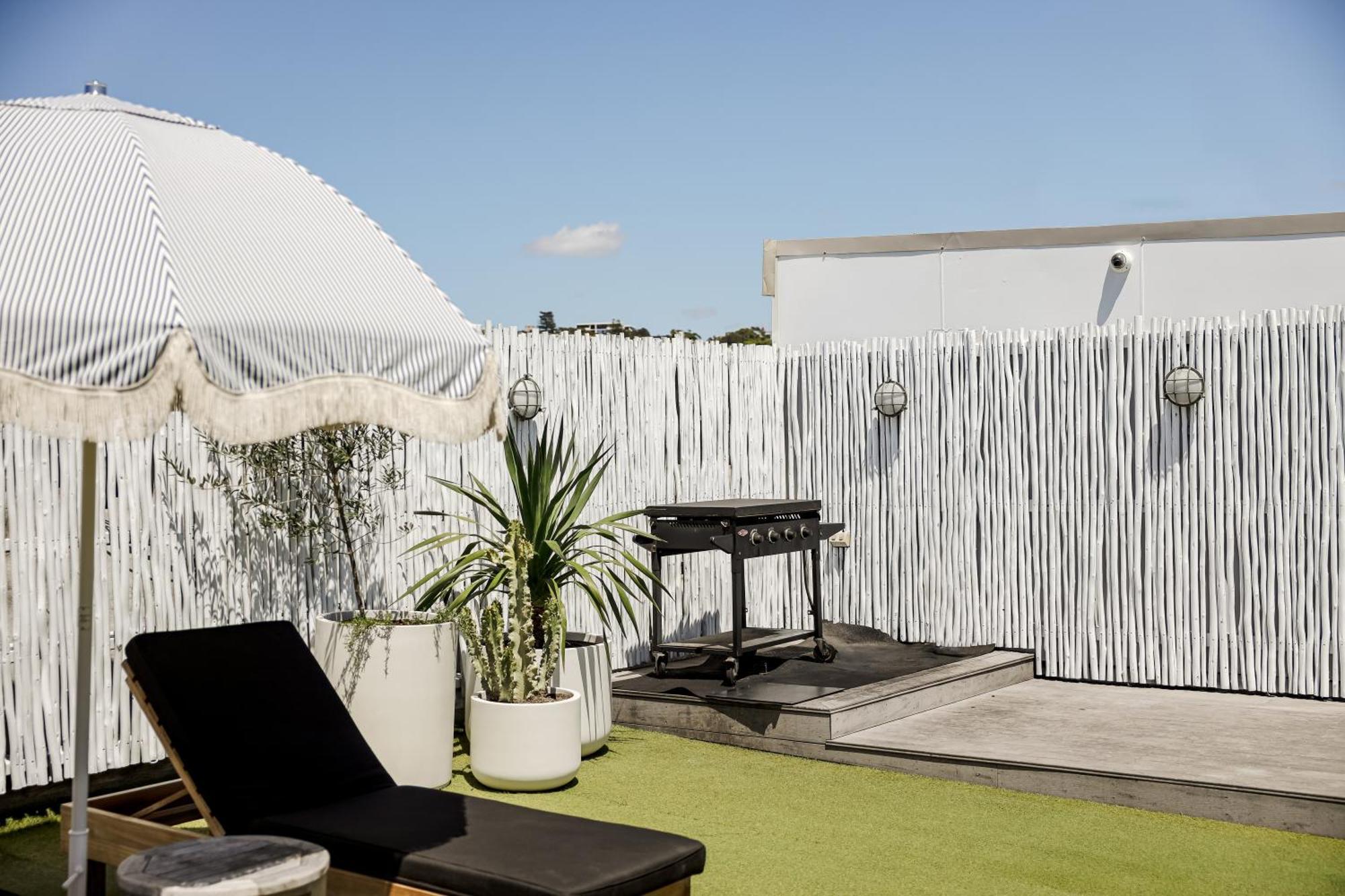 Wake Up! Bondi Beach Sydney Bagian luar foto